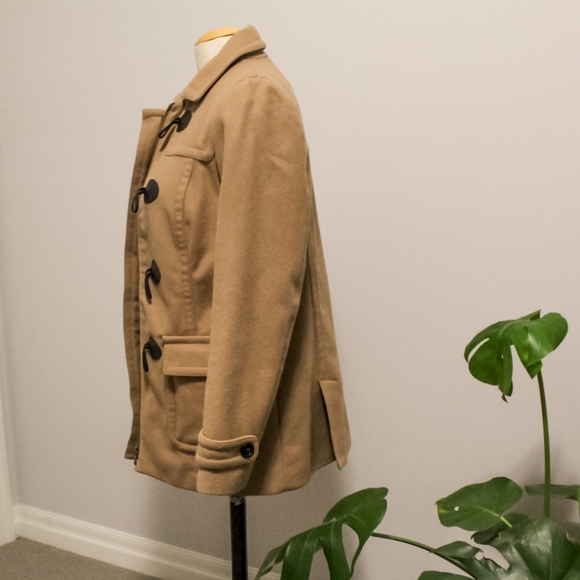 Banana Republic Winter Jacket - Picture 5 of 7